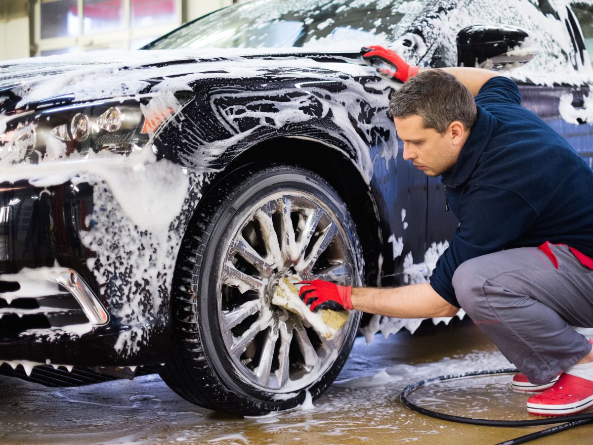 Finding and Using DIY Car Washes Near Me